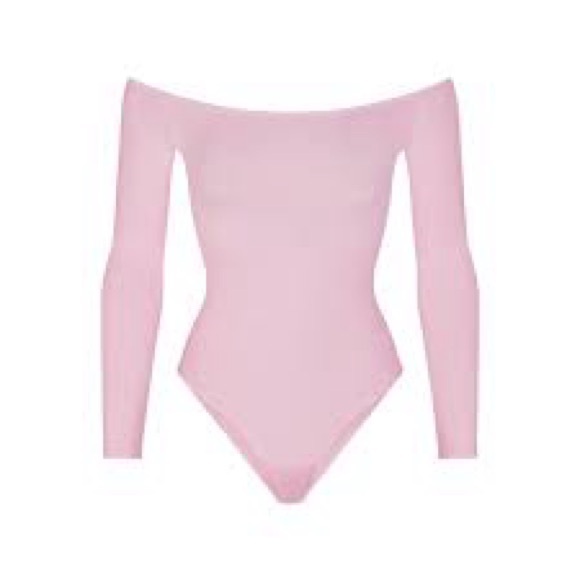 NWT Skims limited edition Essential bodysuit off the shoulder - size 2x-3x - Picture 2 of 8